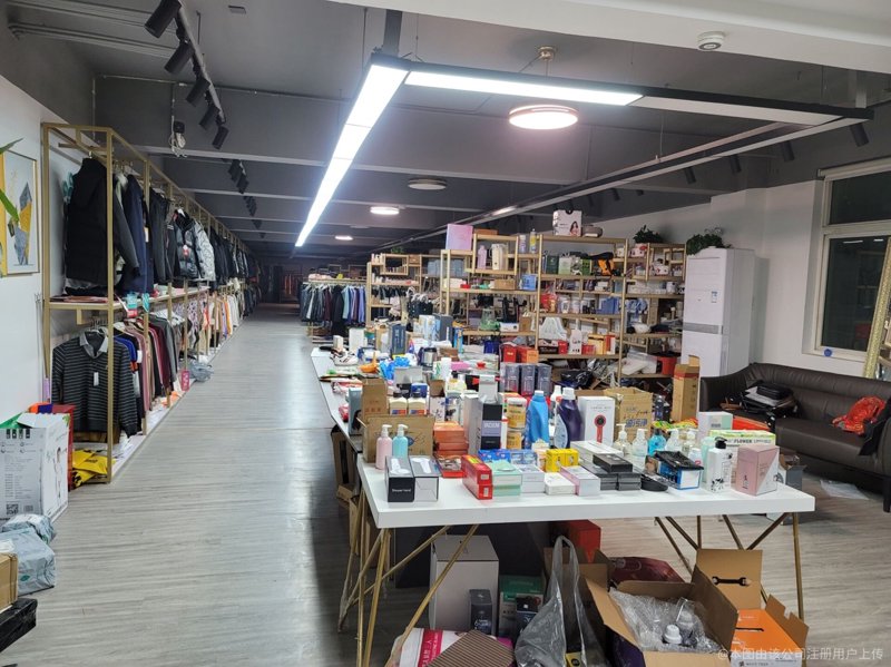 义乌贸易商行：小商品大世界里的国际贸易新星